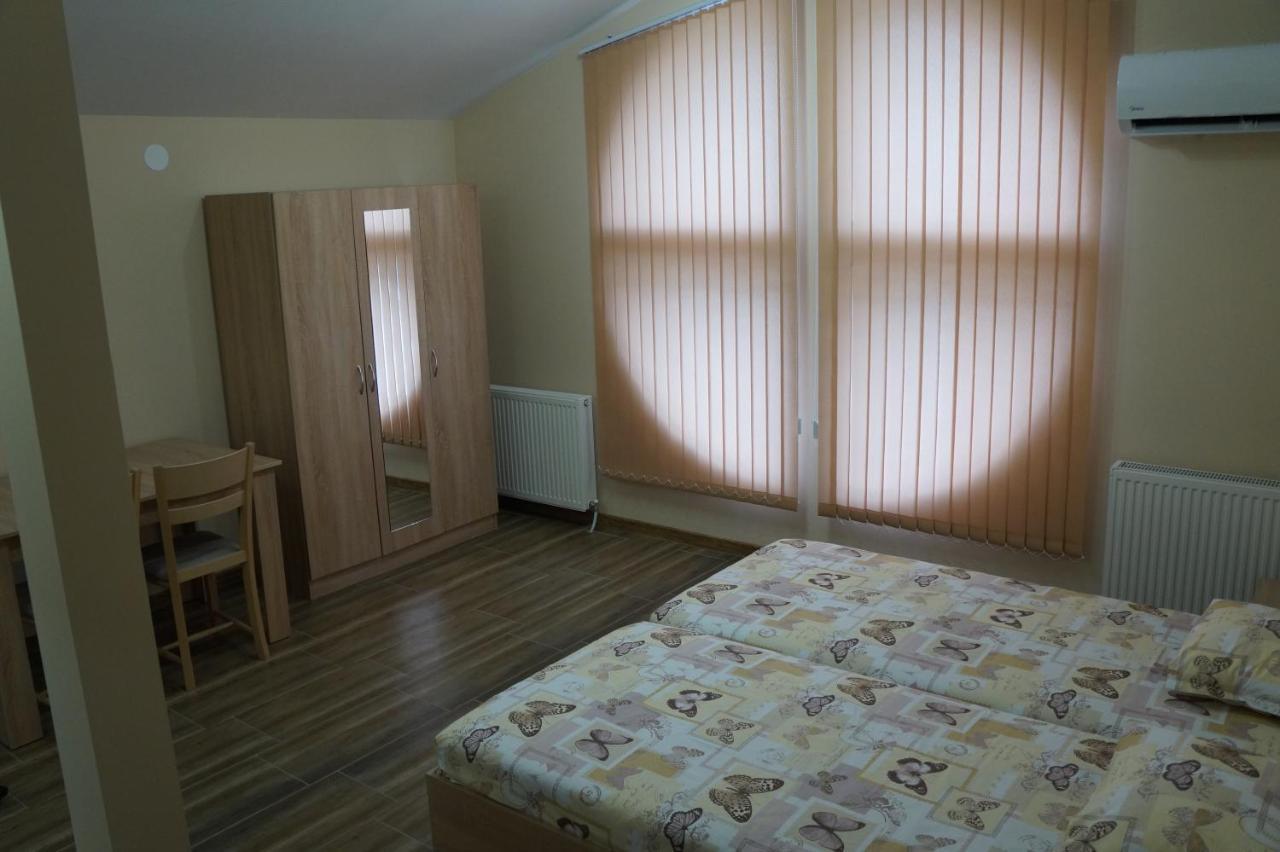 Dessi Apartment Pleven Exterior photo